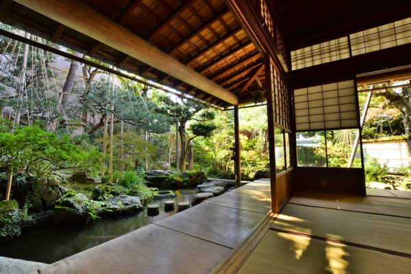 日本庭園の特徴は何？基礎知識から特徴まで、庭造りについて解説！サムネイル