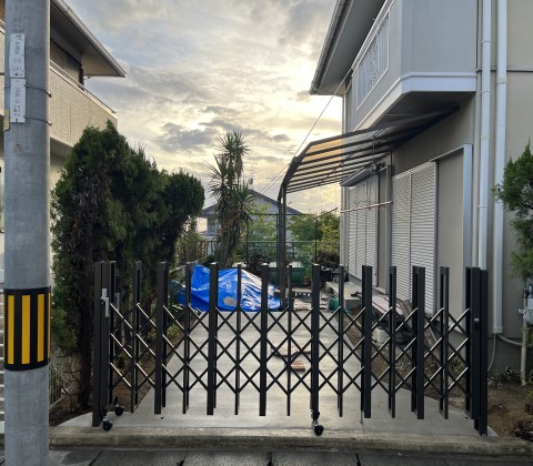 京都府宇治市　駐車場施工　伸縮ゲート設置サムネイル
